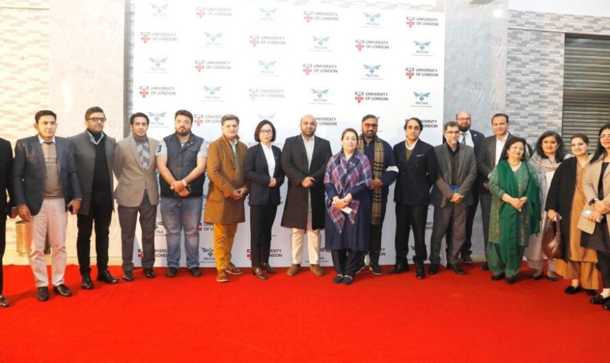 University of London Pakistan Education Initiative 7 Strategic Shifts from Classroom to AI